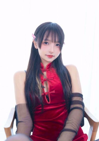 两个奶被老头摸着吃视频